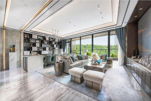 致敬辛勤園丁，共筑美好家園 綠地·御山臺走訪慰問海川中學教育工作者并探討理想居所